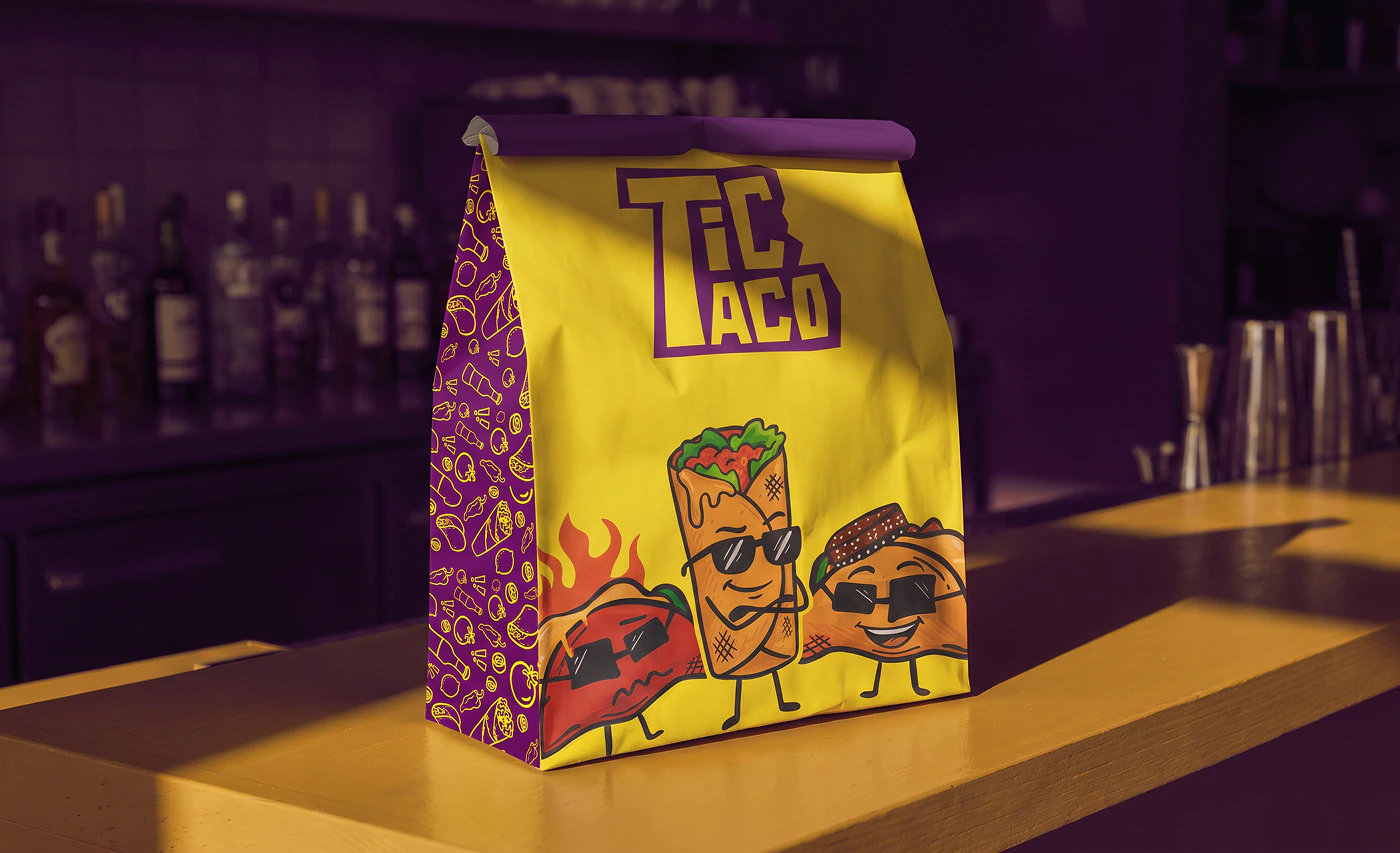 Takeaway bag printed with the characters